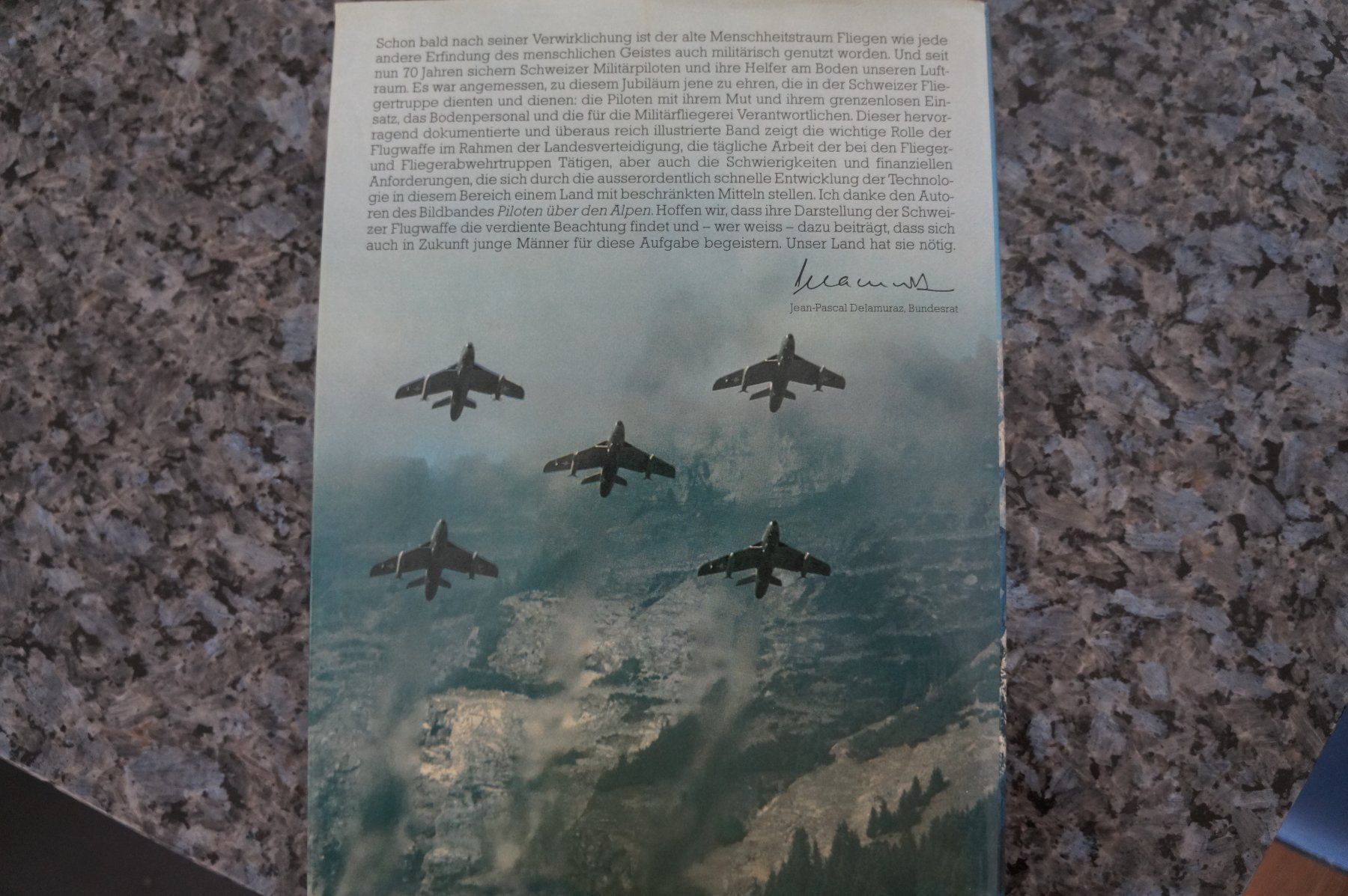 Libri: Piloten über den Alpen – Nuovo (secondo la descrizione) da bronschhofen venduto da blackpearl01 1
