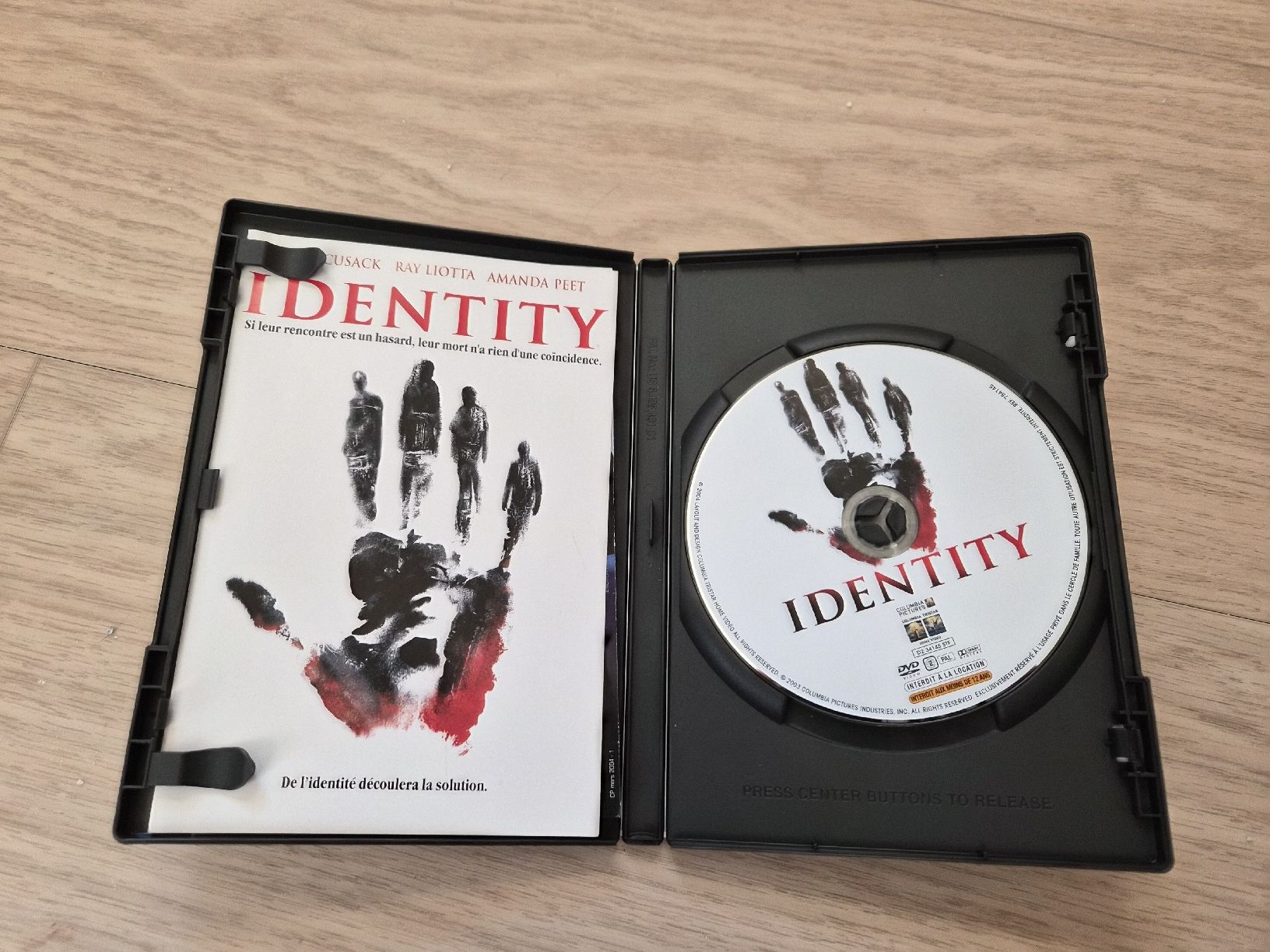 Tutti i DVDs: DVD Identity, thriller captivant avec John Cusack! – Usato da La Joux FR venduto da car_ck96 1