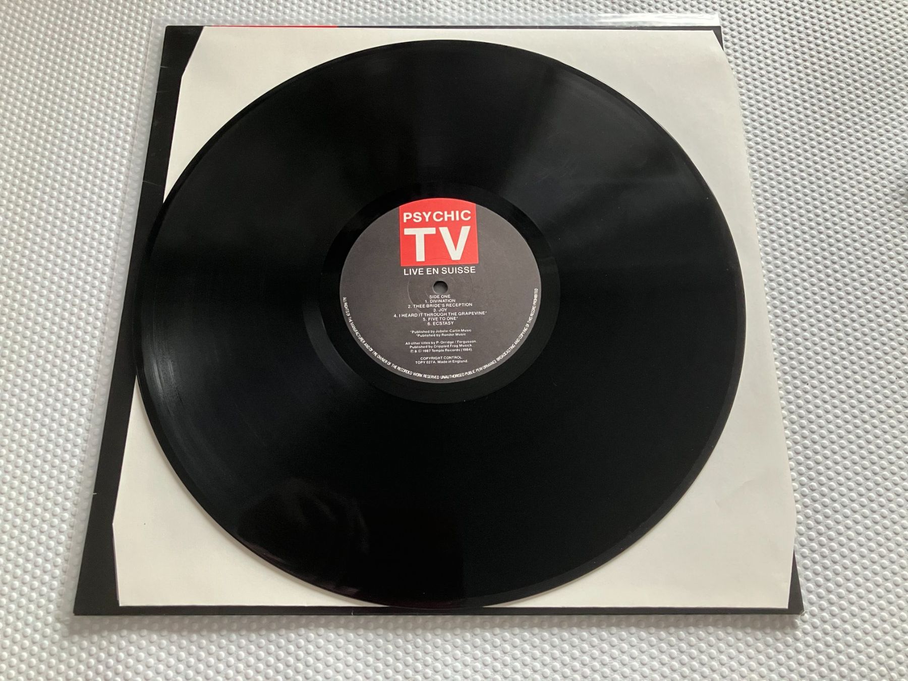 Dischi in vinile: Psychic TV – Usato da Aarwangen venduto da Jukebox3 5