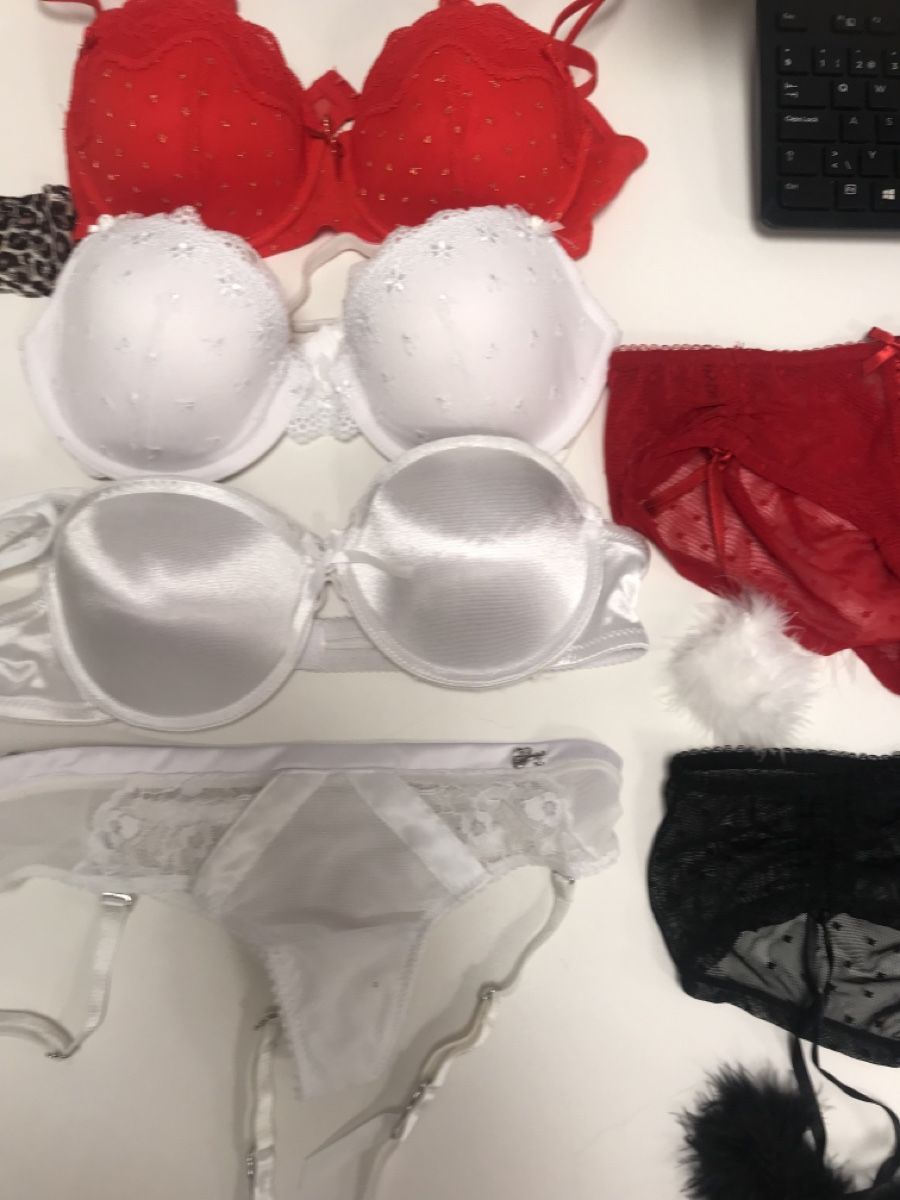 Sonstige Unterwäsche: Sunnliche Unterwäsche, neu: 4BHs, 9Slips – Neu und originalverpackt aus Rothrist von ilodj 3