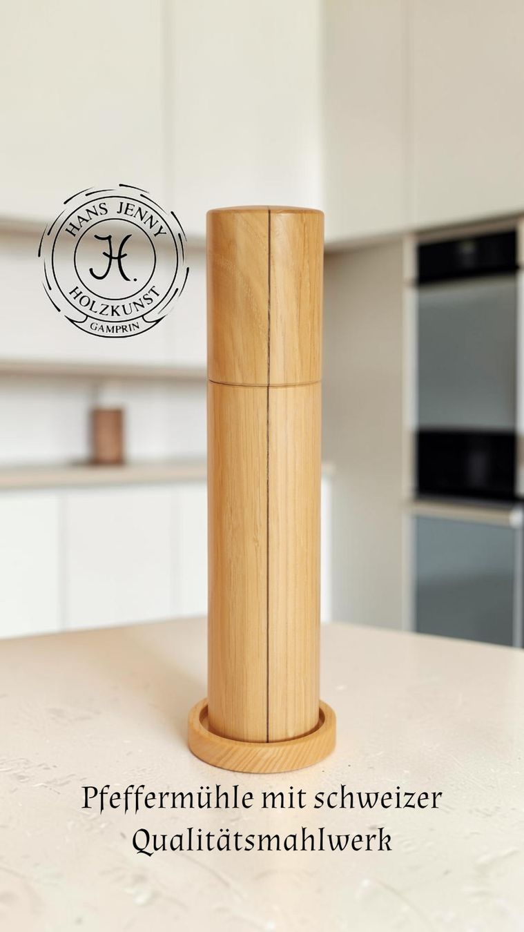 Küchengeräte: Pfeffermühle – Neu und originalverpackt aus Gamprin von Holzkunst.