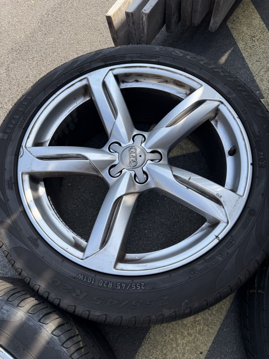 Audi Pneus & Kompletträder: Original Audi Q5 Zoll – Gebraucht aus Mollis von BSL10 2