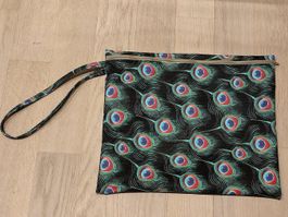Clutch XL. Sehr gross und schőn.