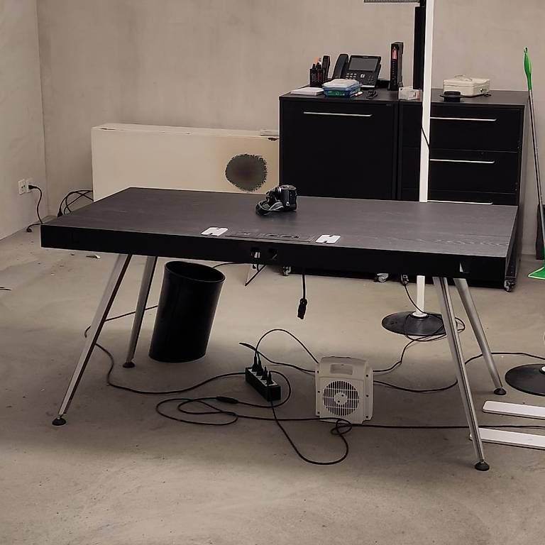 Scrivanie: Designer-Bürotisch | dasKonzept | Ueli Biesenkamp – Usato da Wabern venduto da defan.