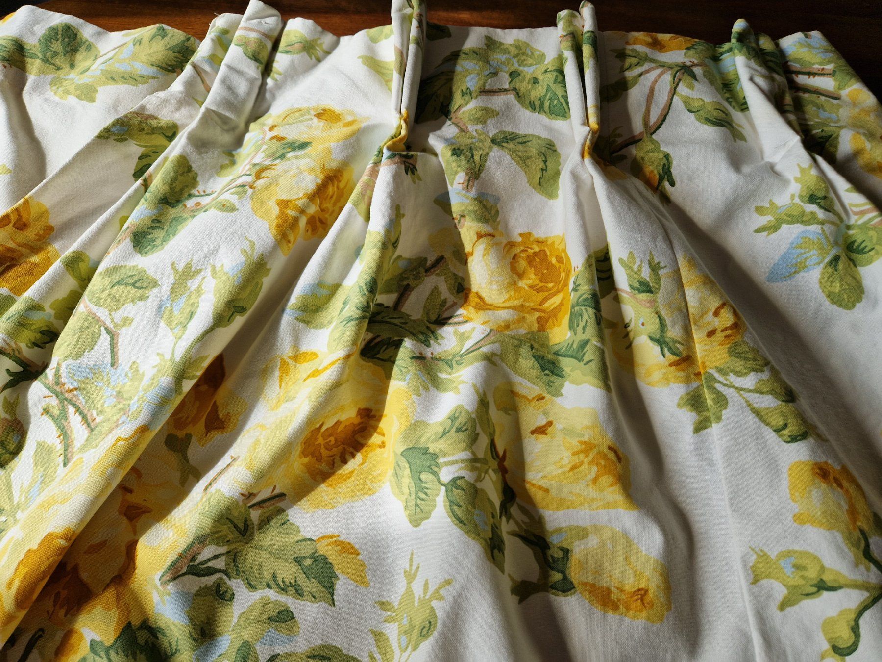 Laura Ashley Tende: Vorhang mit Rosenmuster Laura Ashley – Usato da Bern venduto da Antikbatik 2