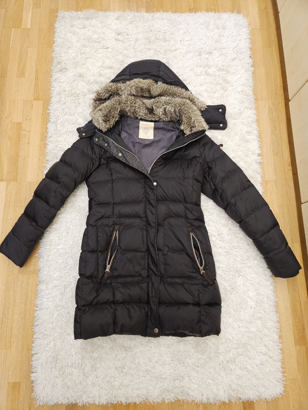 Esprit Giacche: Esprit Daunenjacke Gr. S – Usato da Volketswil venduto da lar_di24