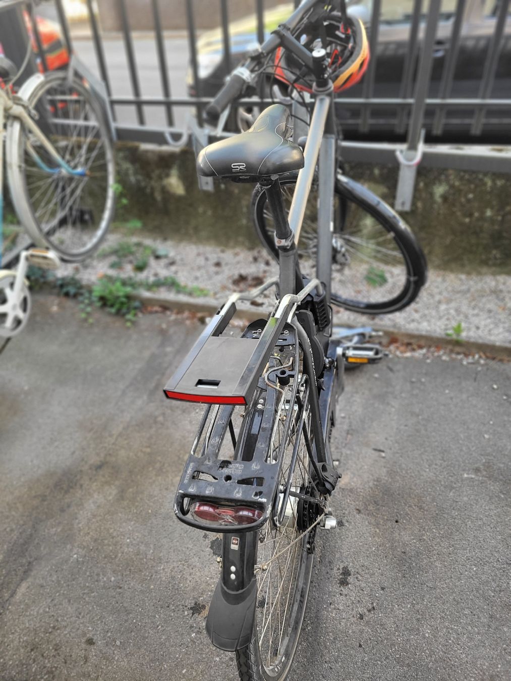 Seggiolini per auto: Kindersitz Fahrrad Thule – Usato da Bern venduto da MoeDoe 1