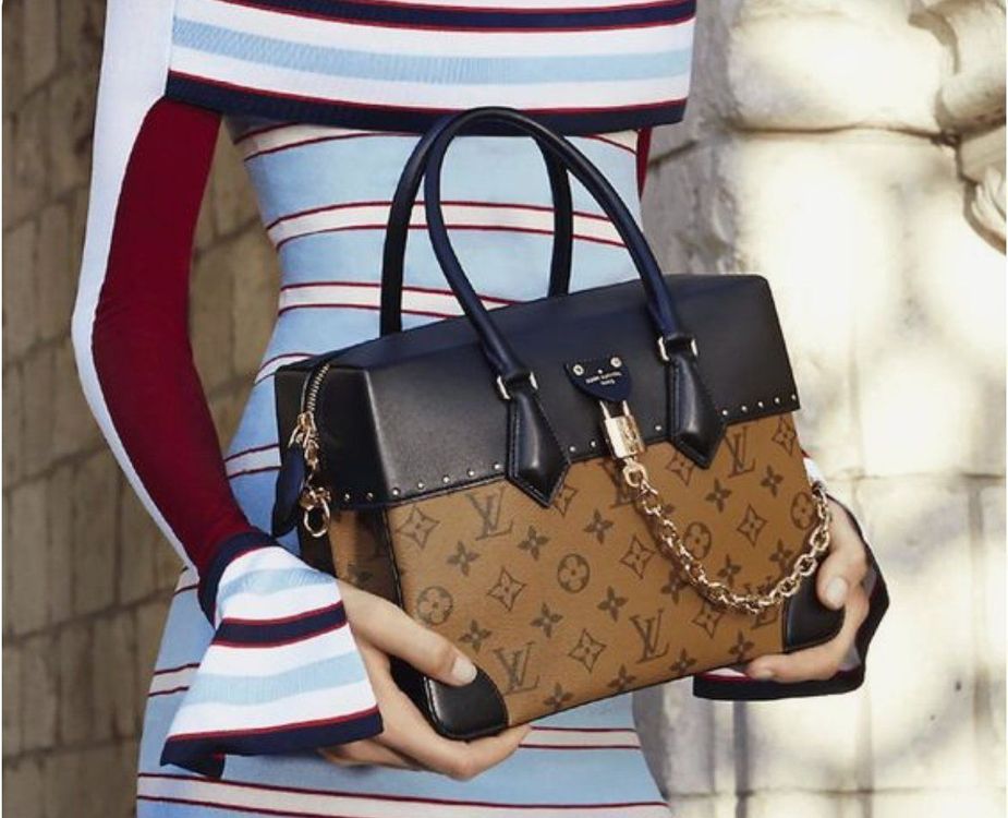 👜 💋Louis Vuitton City Malle MM MN💋