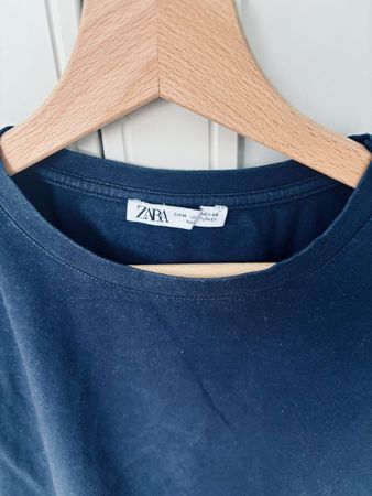 Dunkelblaues T-Shirt, wie neu! Gr. M