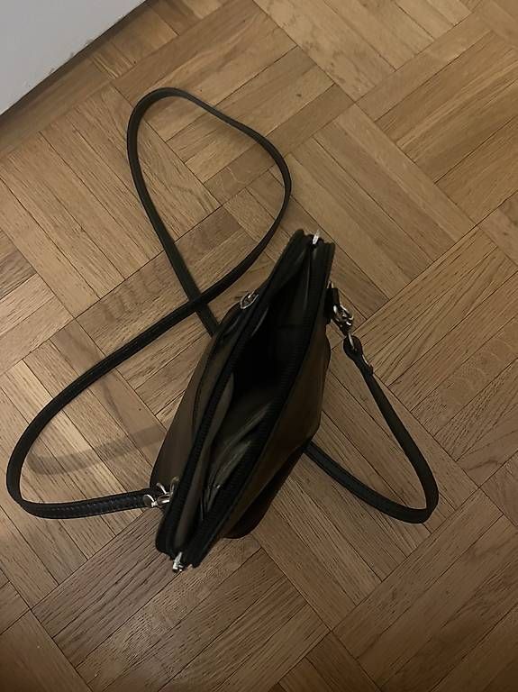 Sacs: Schwarze Ledertasche – D'occasion à Bern par ele_f79n 2