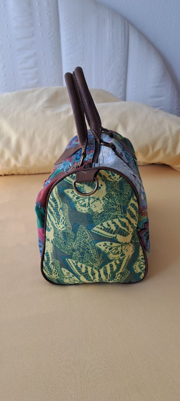 Desigual Borse da donna: Sac à main Desigual NEUF ! patchwork multicolore – Nuovo e nell'imballaggio originale da Meyrin venduto da gazon02 3