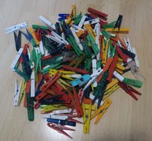 Wäscheklammern (180 Stk.) mit Umhängebeutel