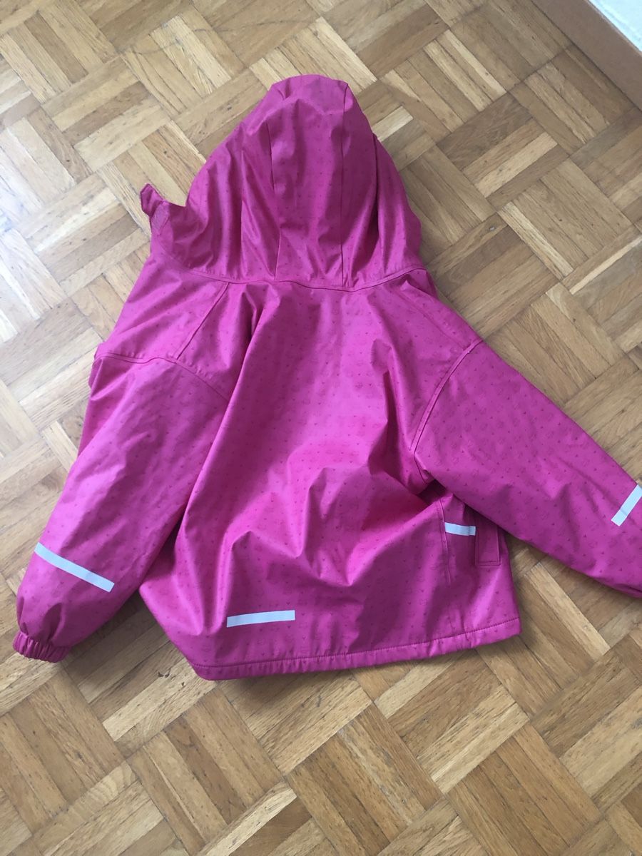 Lupilu Jacken & Mäntel: Regenjacke Größe 110/116 – Gebraucht aus Adliswil von rossoelmare