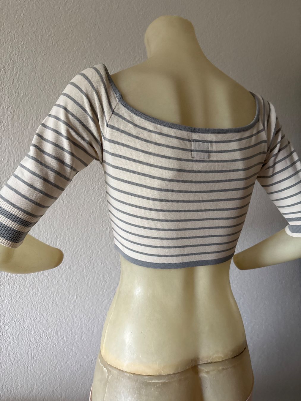 Miss Sixty Top: Top Miss Sixty grM, kurz – Usato da Niederbipp venduto da blu_jw7r 3