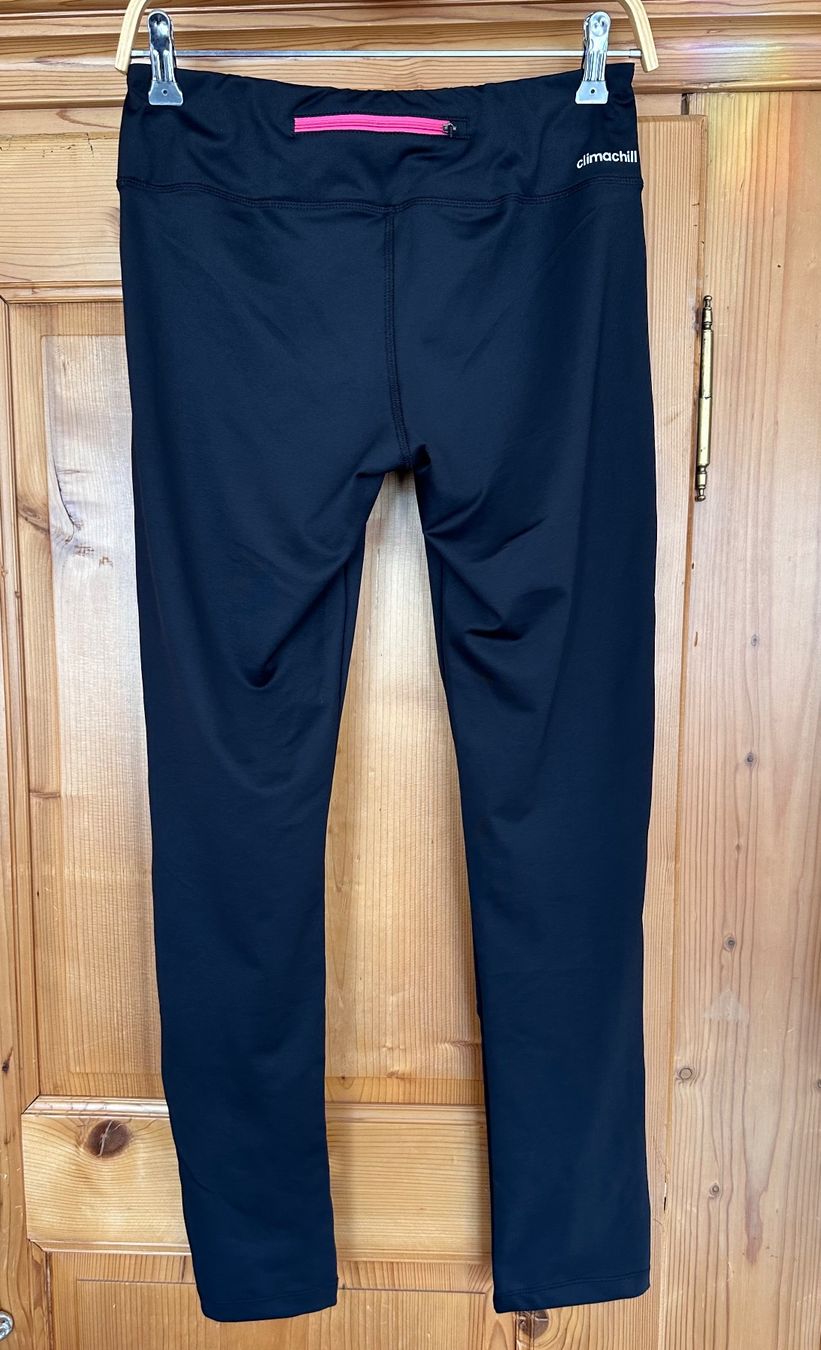 Adidas Leggings: Gr L ADIDAS Trainingshose Climacool Climachill – Gebraucht aus Rickenbach b. Wil von sunneschii_ 2