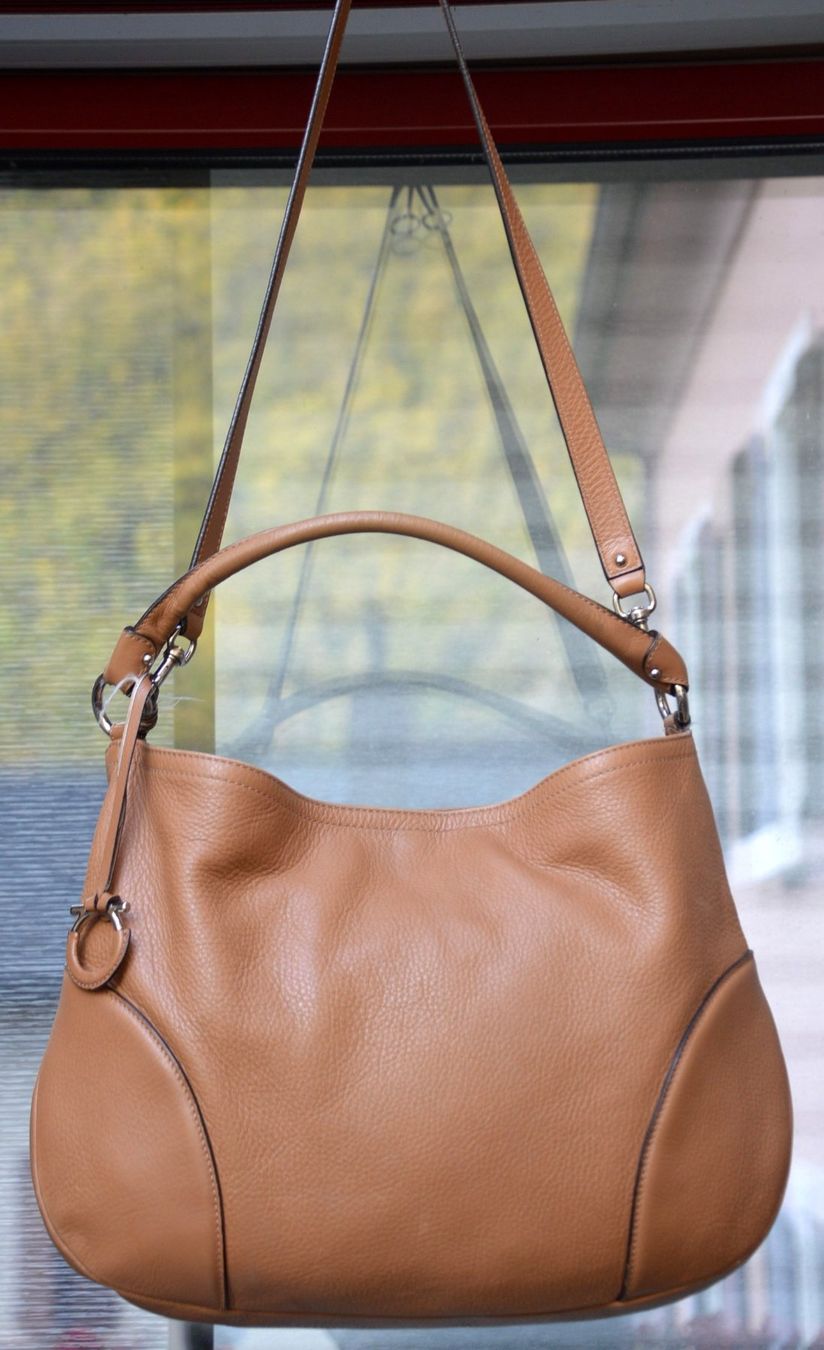 Salvatore Ferragamo Taschen für Damen: Tasche / sac Salvatore Ferragamo – Gebraucht aus Collonges von Auganien