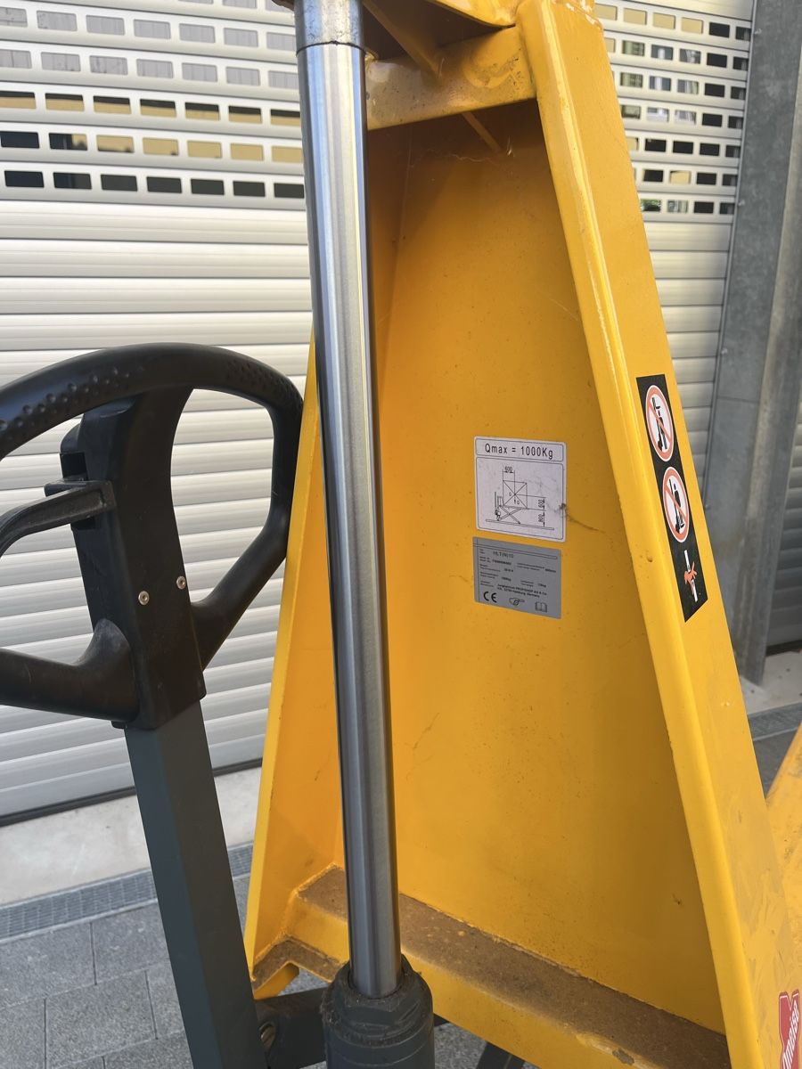 Ameise Carrelli elevatori e a forche: Hubwagen, Scherenhubwagen, Hochhubwagen  – Usato da Schafisheim venduto da 555550 3