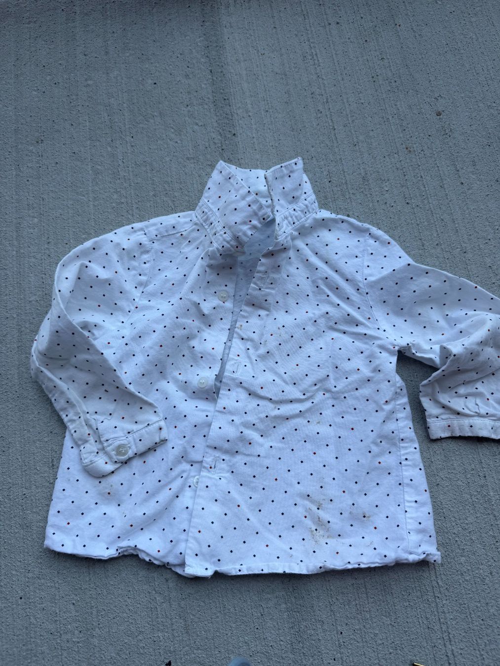 Hemden, T-Shirts & Polos: Kinderhemd weiss Punkte Grösse 12 Monate – Gebraucht aus Riehen von ann_76jw 1