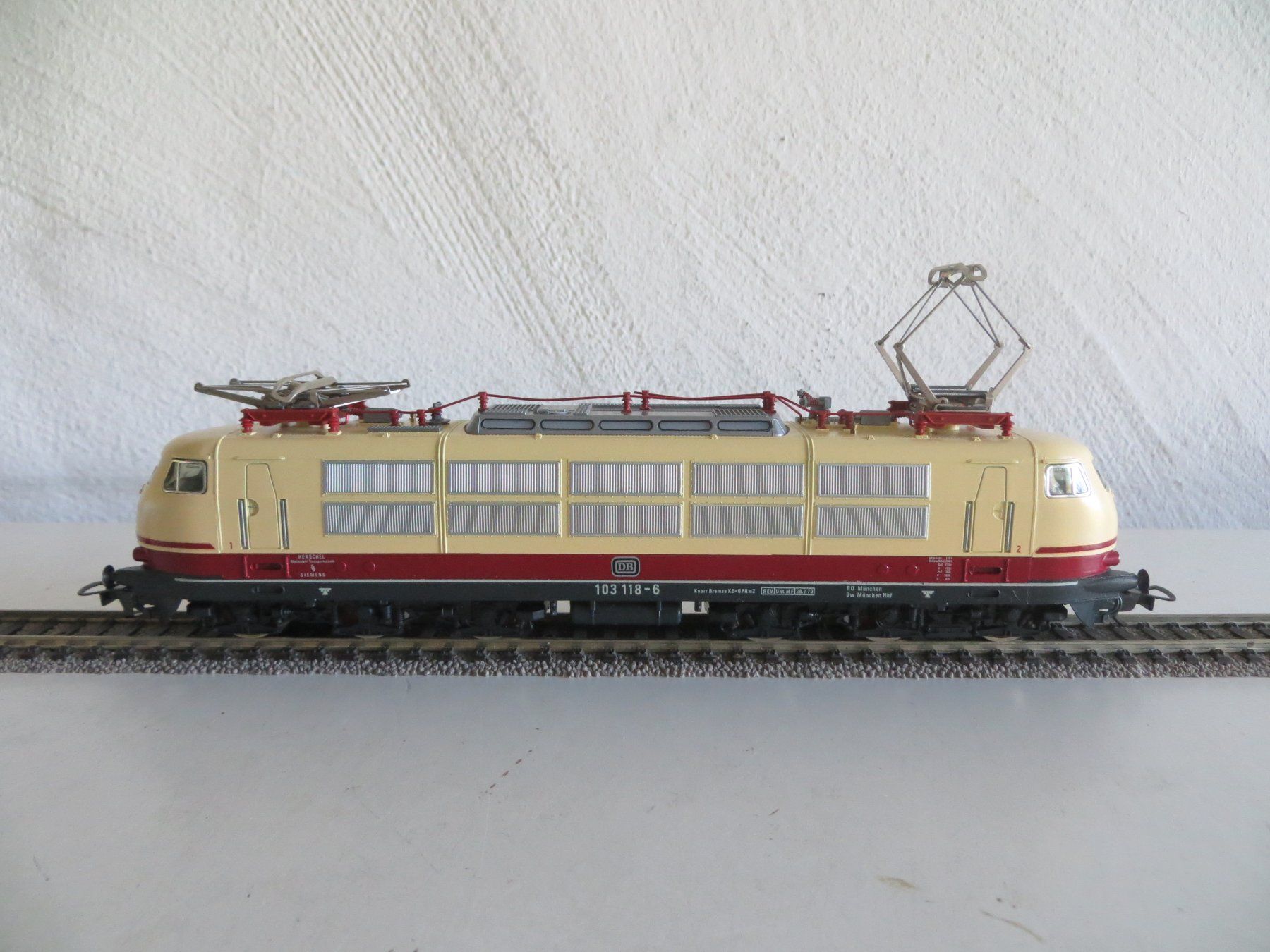 Fleischmann Modelleisenbahnen: Fleischmann H0: Elektrolok E 03 der DB, 4375, mit OVP – Gebraucht aus St.Gallen von gnumolo 3