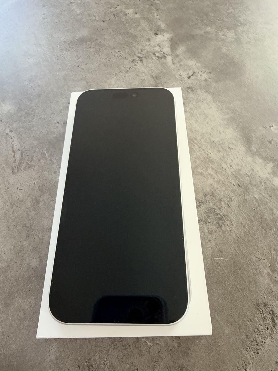 Apple Portables: IPhone 17 Pro Max 256GB – D'occasion à Bichelsee par enolabeverly 2