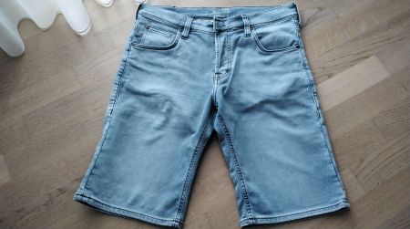 MUSTANG  SHORTS GR. 34