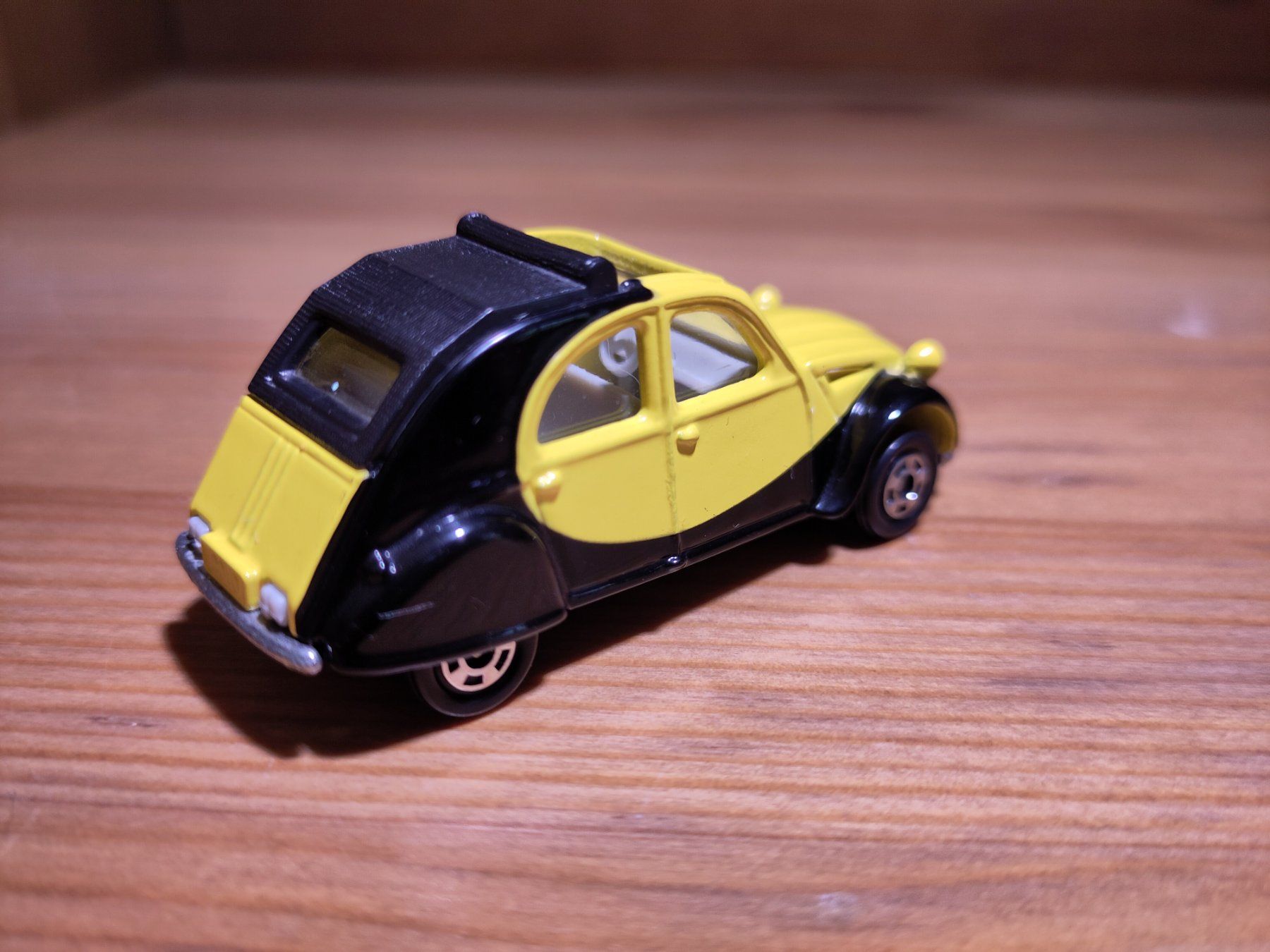Modellini d'auto: Modellauto tomica Citroen 2CV 1/57 – Usato da Bülach venduto da Tiefschlaflos 2