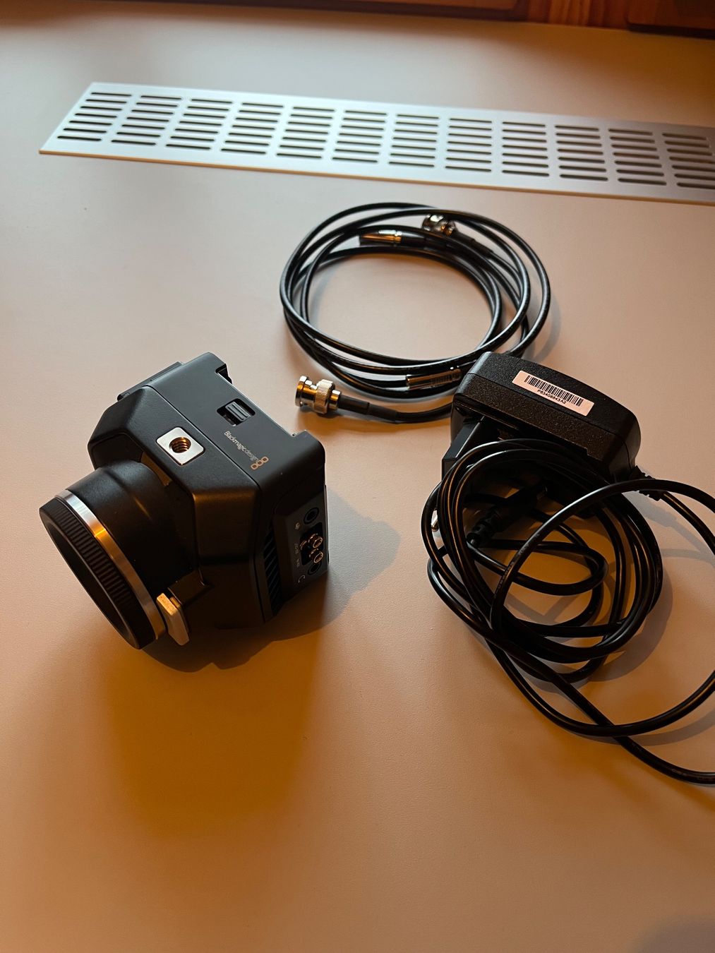 Blackmagic Camcorder: Blackmagic Micro Studio Camera 4K – Gebraucht aus Stein AR von Maetu1987 4