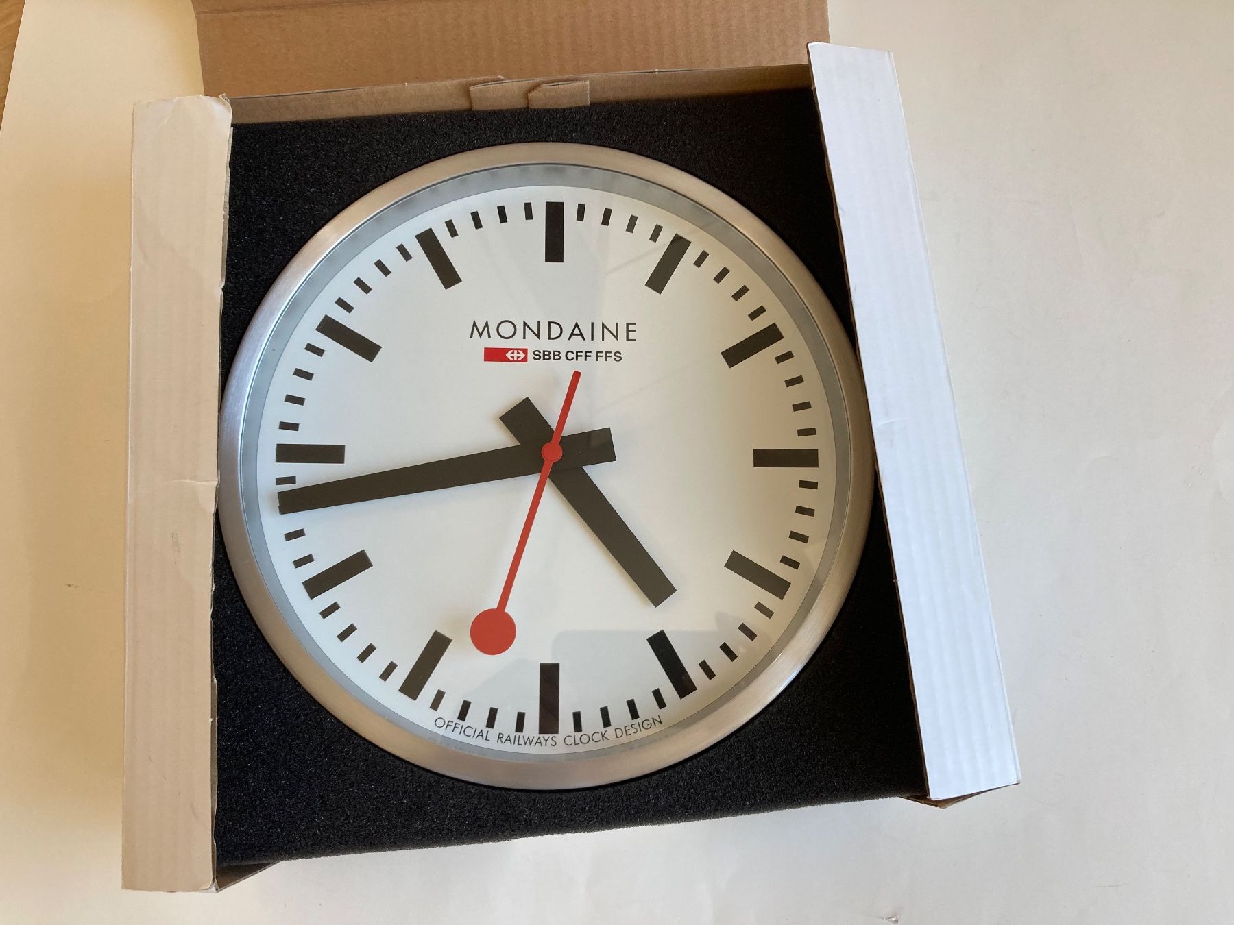 Mondaine Wanduhr stop2go Ø 25 cm, NP CHF wie neu (Neu