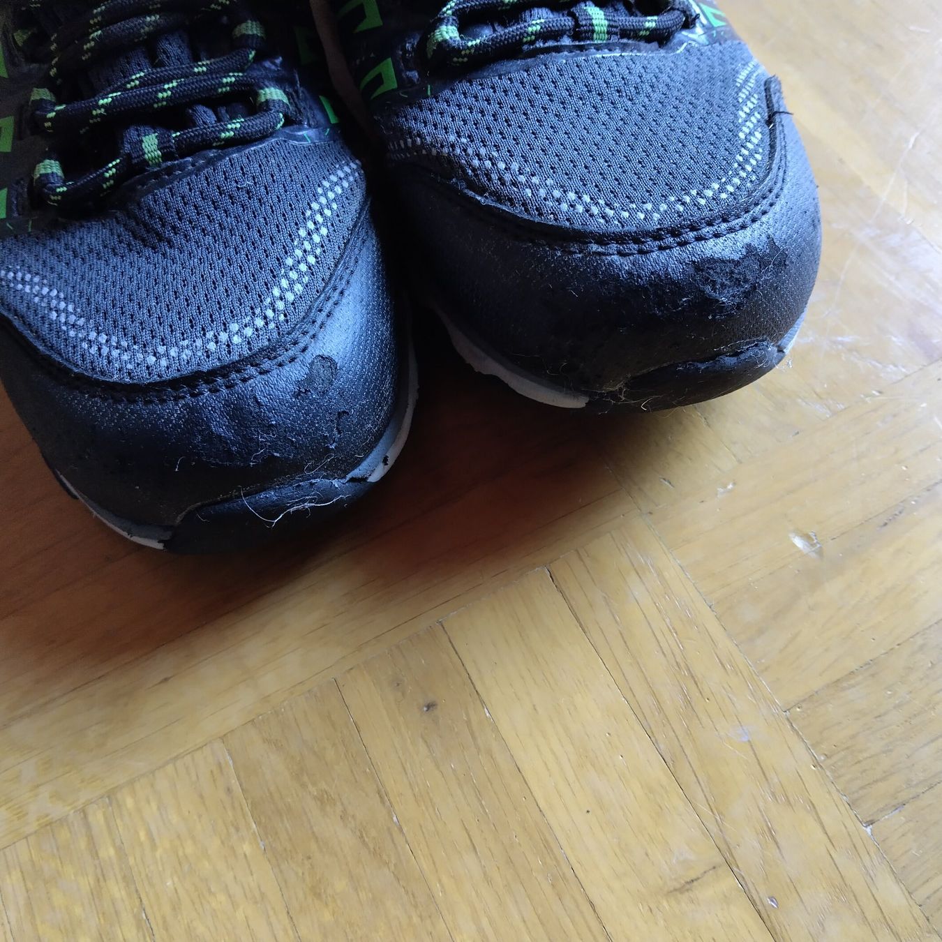 Scarpe da uomo: Wanderschuhe Kinder Crivit schwarz grün 33 – Usato da Oberdorf NW venduto da niederj 6