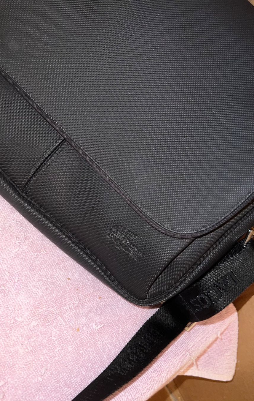 Lacoste Borse: • Lacoste Tasche / Umhängetasche • – Nuovo (secondo la descrizione) da Basel venduto da mendoza13 2