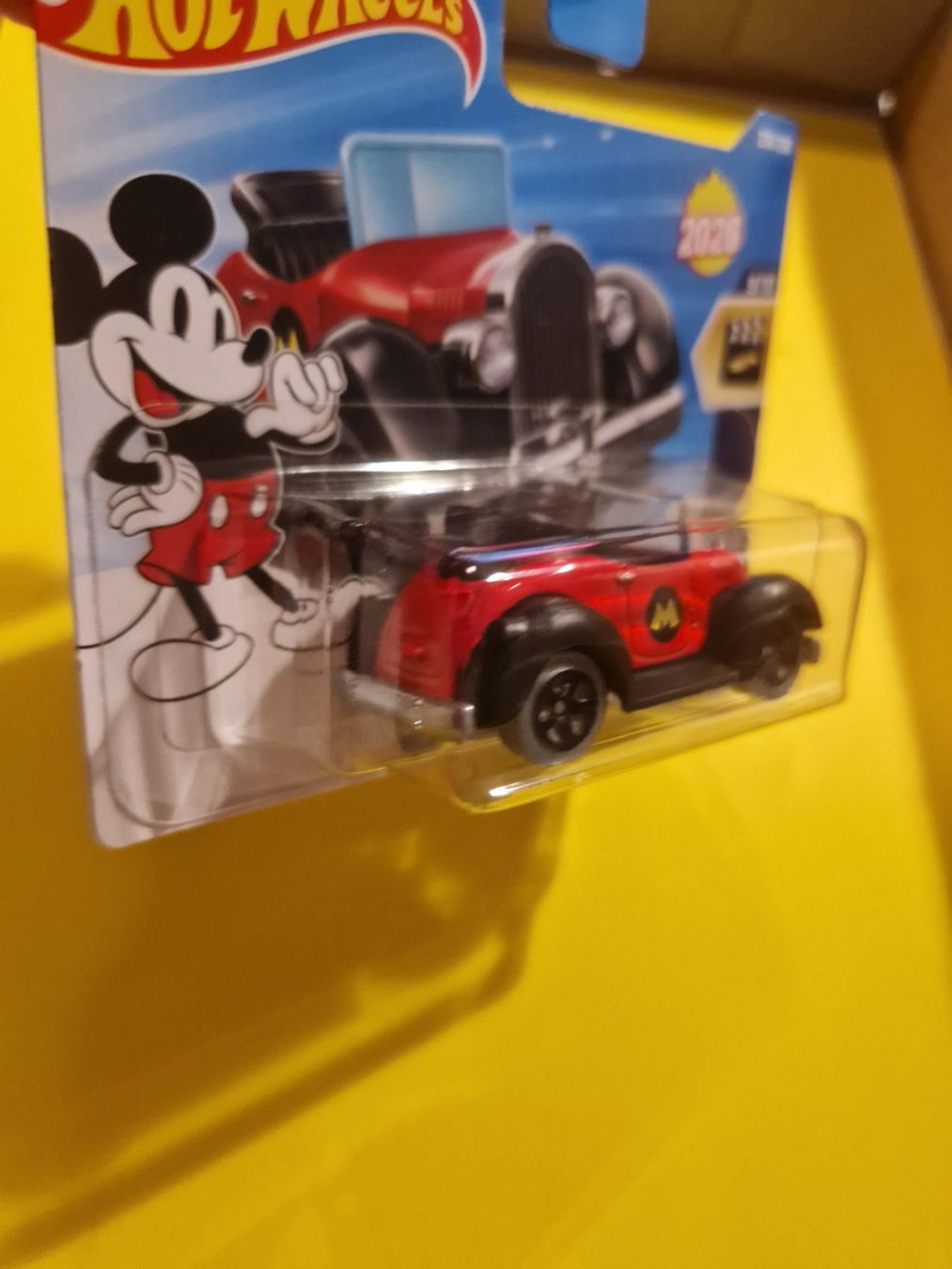 Hot Wheels Modellini d'auto: Hot Wheels MICKEY MOUSE CAR – Nuovo e nell'imballaggio originale da Oftringen venduto da Rotor 4