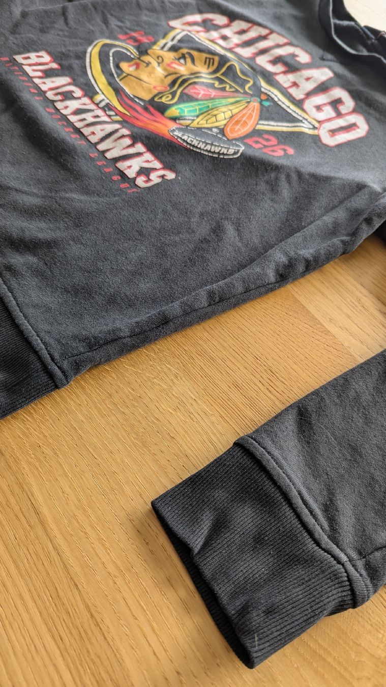 Maglioni & Felpe: Chicago Blackhawks Pullover – Usato da Moosseedorf venduto da Sonnenschein.. 1