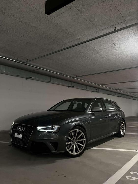 Audi RS4