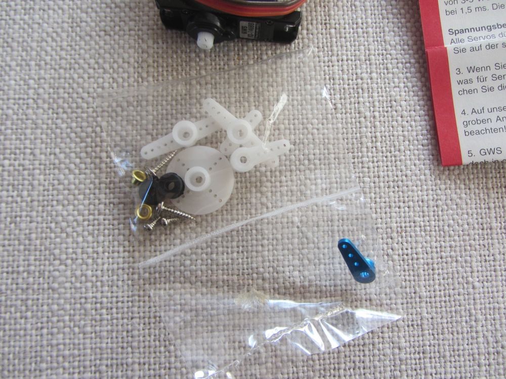 SERVO GWS IQ 140 BB Kaufen auf Ricardo