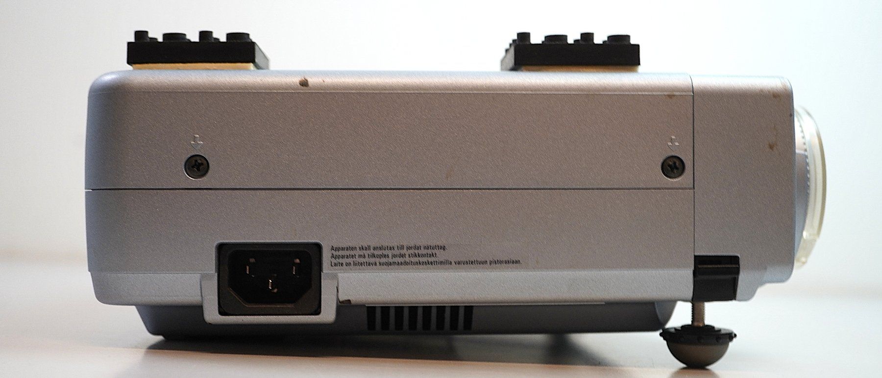 Eiki Proiettori: Eiki LCxB28 Beamer (CM15) – Usato da Basel venduto da B.W.B. 4