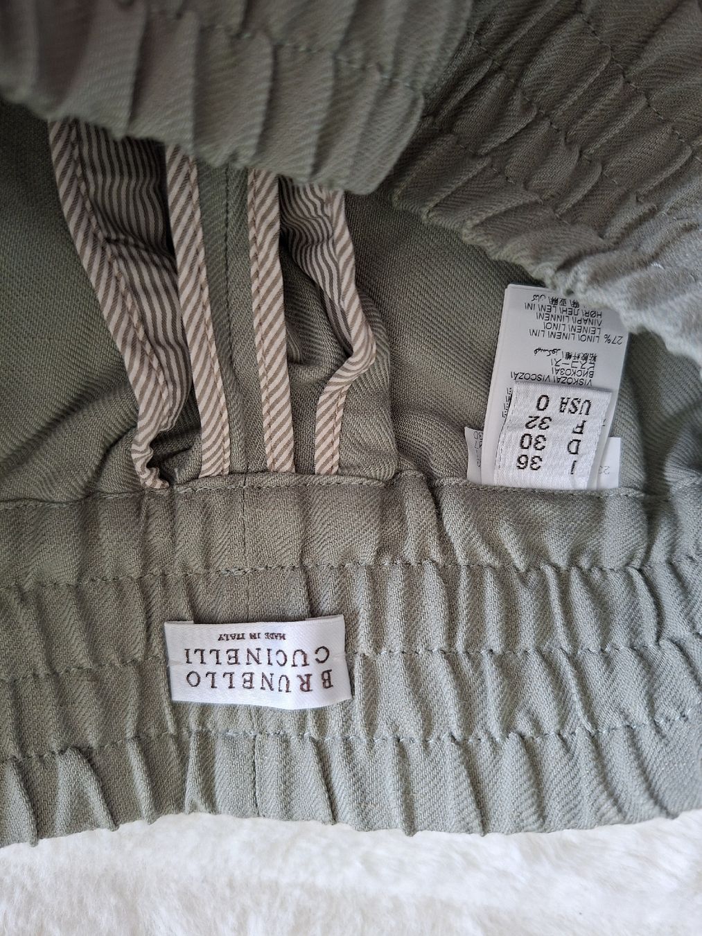 Brunello Cucinelli Pantaloni: Pantalons  Brunello Cucinelli taille 36/38 vert clair – Usato da Renens VD venduto da ser_j2fn 3