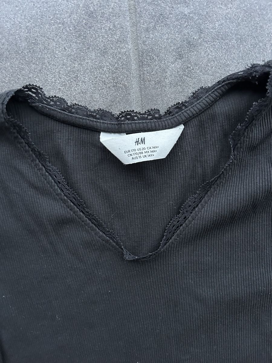 H&M Camicette, T-shirt & Top: H&M Ripp Shirt, schwarz, Grösse 170 – Usato da Wohlen b. Bern venduto da Beppe99 1