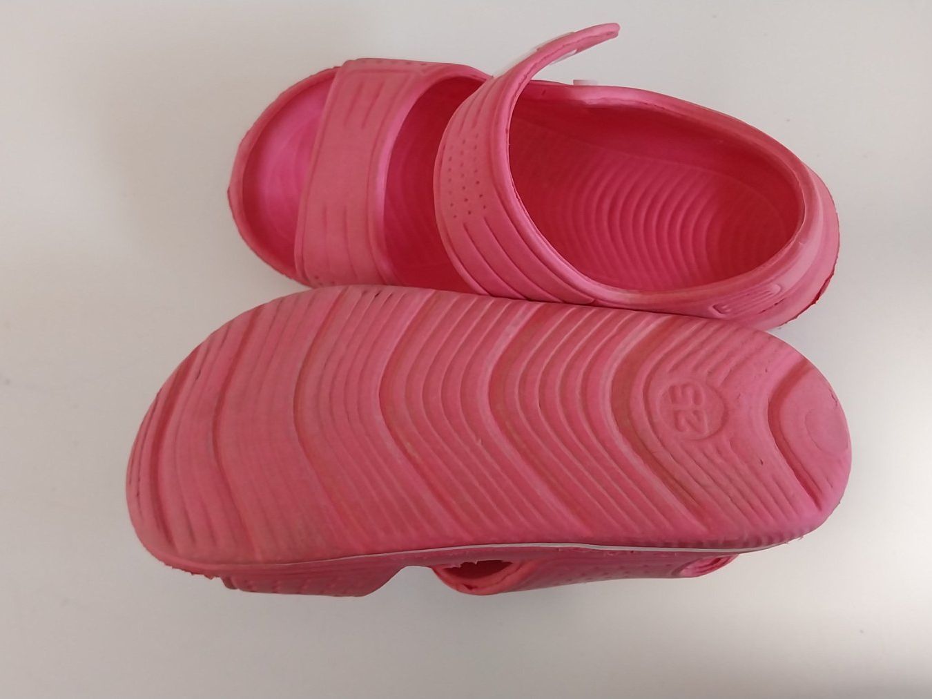 Schuhe für Jungen: Sandalen Gr.25 – Gebraucht aus Hochwald von pingu73 1