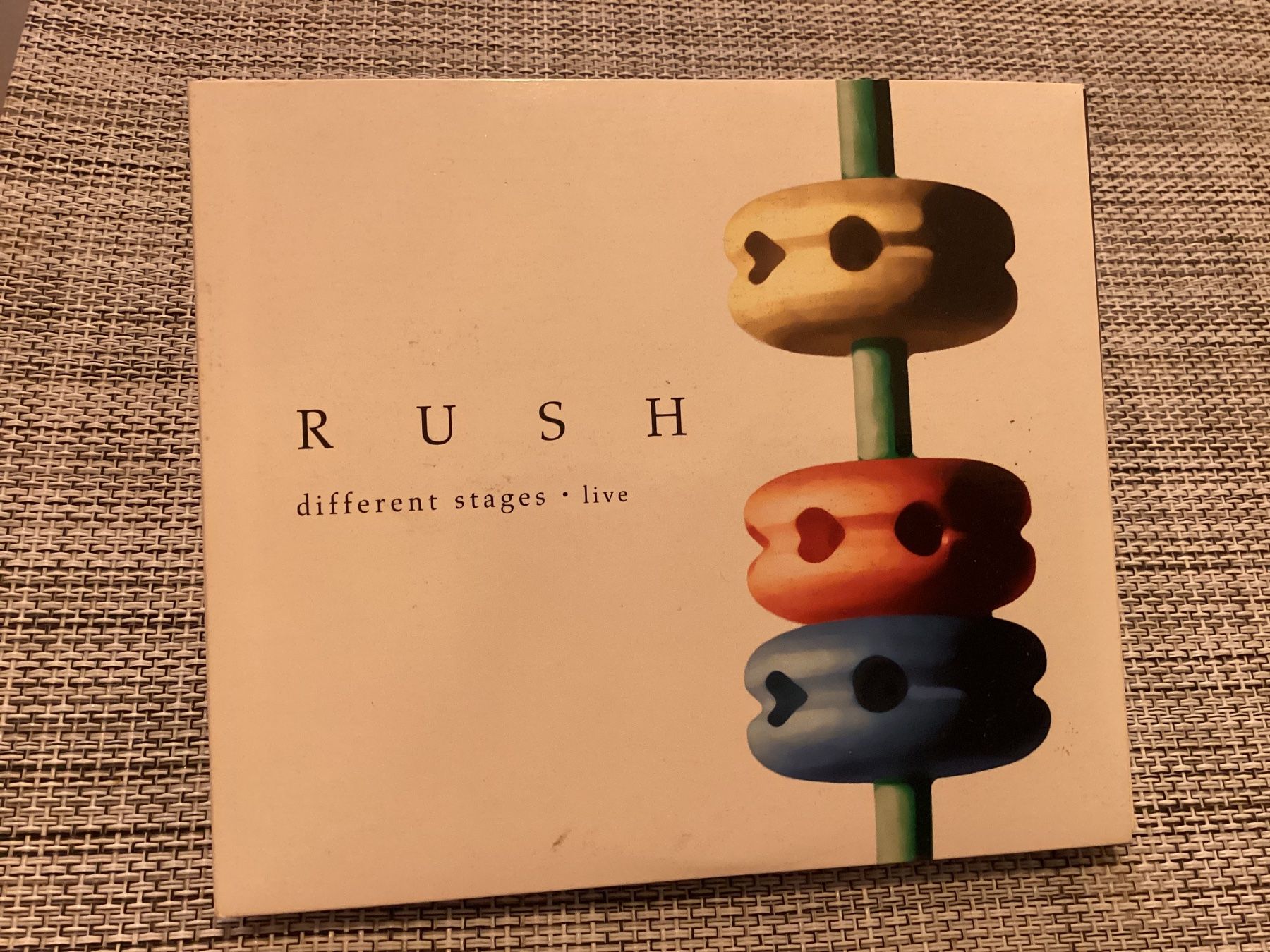 CDs: Rush – Different Stages · Live (Digipack;3xCD) – Gebraucht aus Reinach AG von