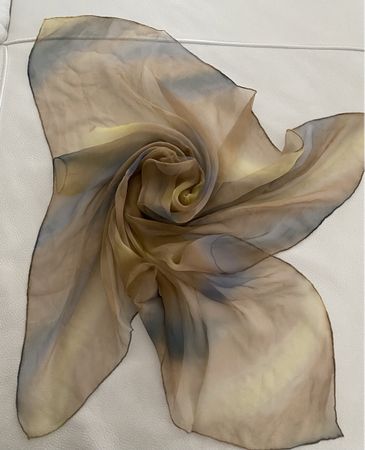Seiden Foulard 🌸