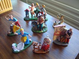 Nombreux personnages secondaires de la Crèche
