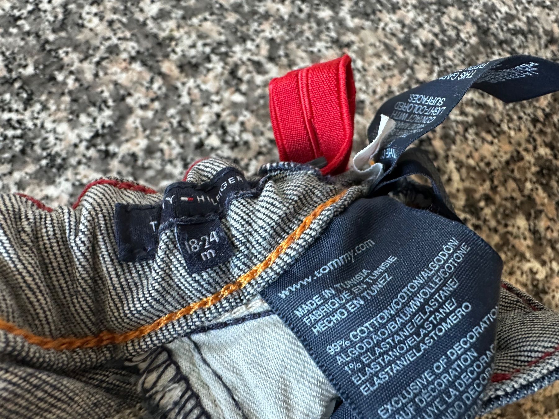 Tommy Hilfiger Pantaloni: Jeans Tommy Hilfger Gr 18 - 24 Mt – Usato da Urdorf venduto da nochmalbrauchen 4