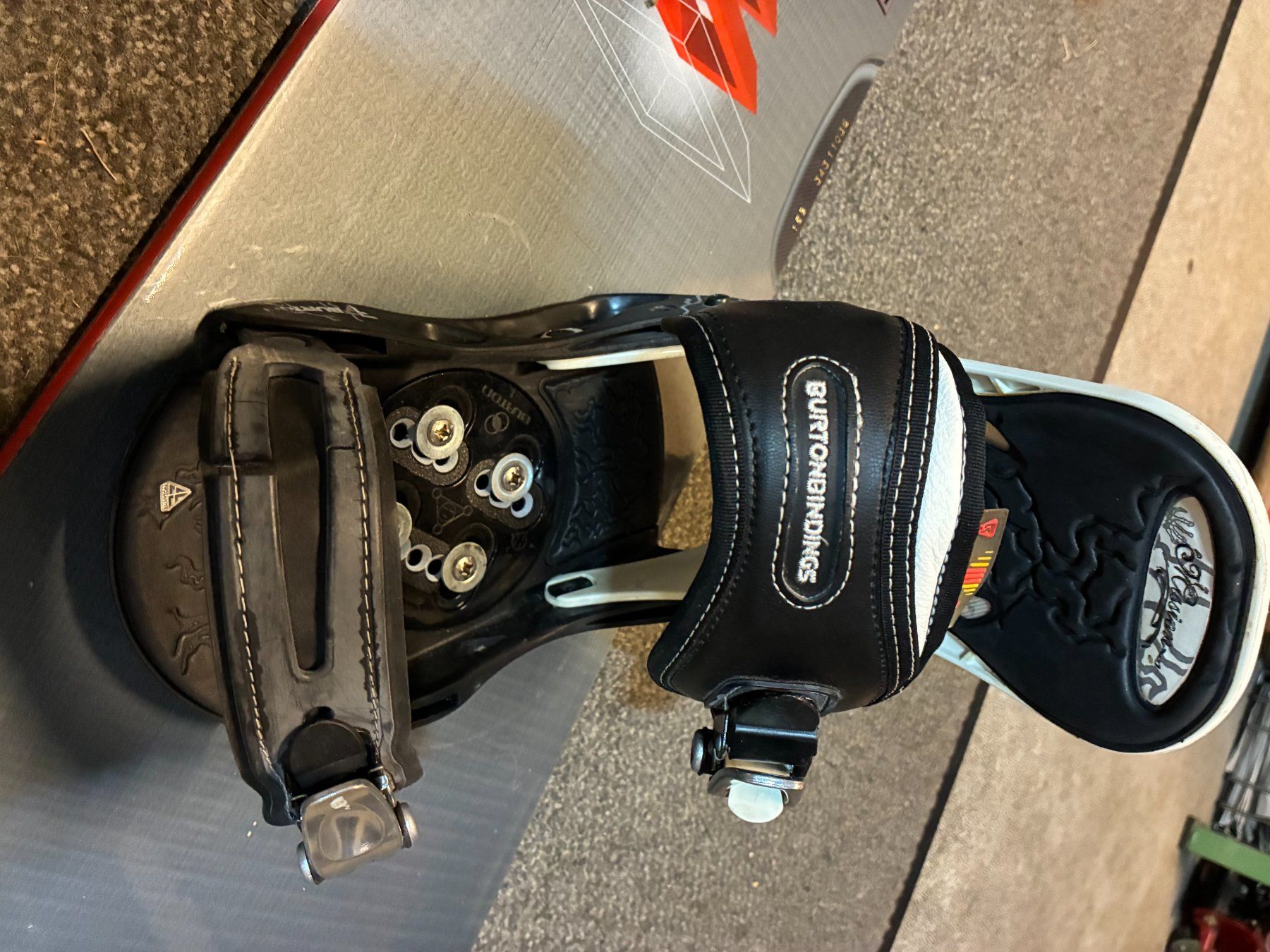 Nidecker Boards: Snowboard Nidecker mit Burton Bindung – Gebraucht aus Untervaz von Mutta002 3