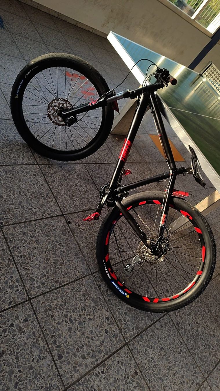 Vélos: Fahrrad – D'occasion à Full-Reuenthal par Ladypaint 2