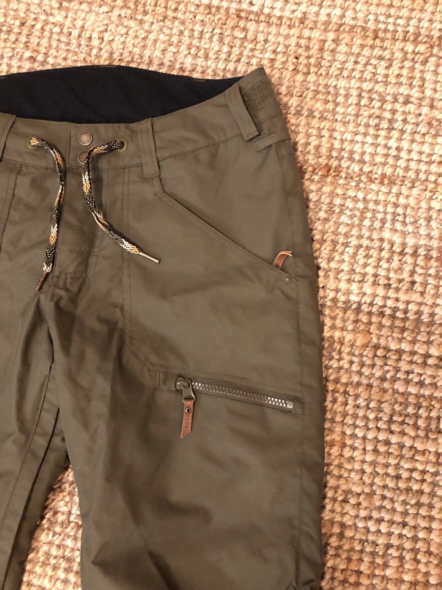 Roxy Pantaloni: Damen Skihose Roxy Gr. S olive  – Nuovo (secondo la descrizione) da Basel venduto da MrsMiri 1