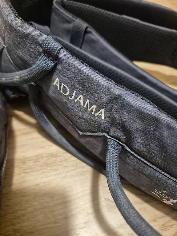 Petzl Attrezzatura da arrampicata: Petzl Adjama Klettergurt – Usato da Wittenbach venduto da tal_8vrm 2