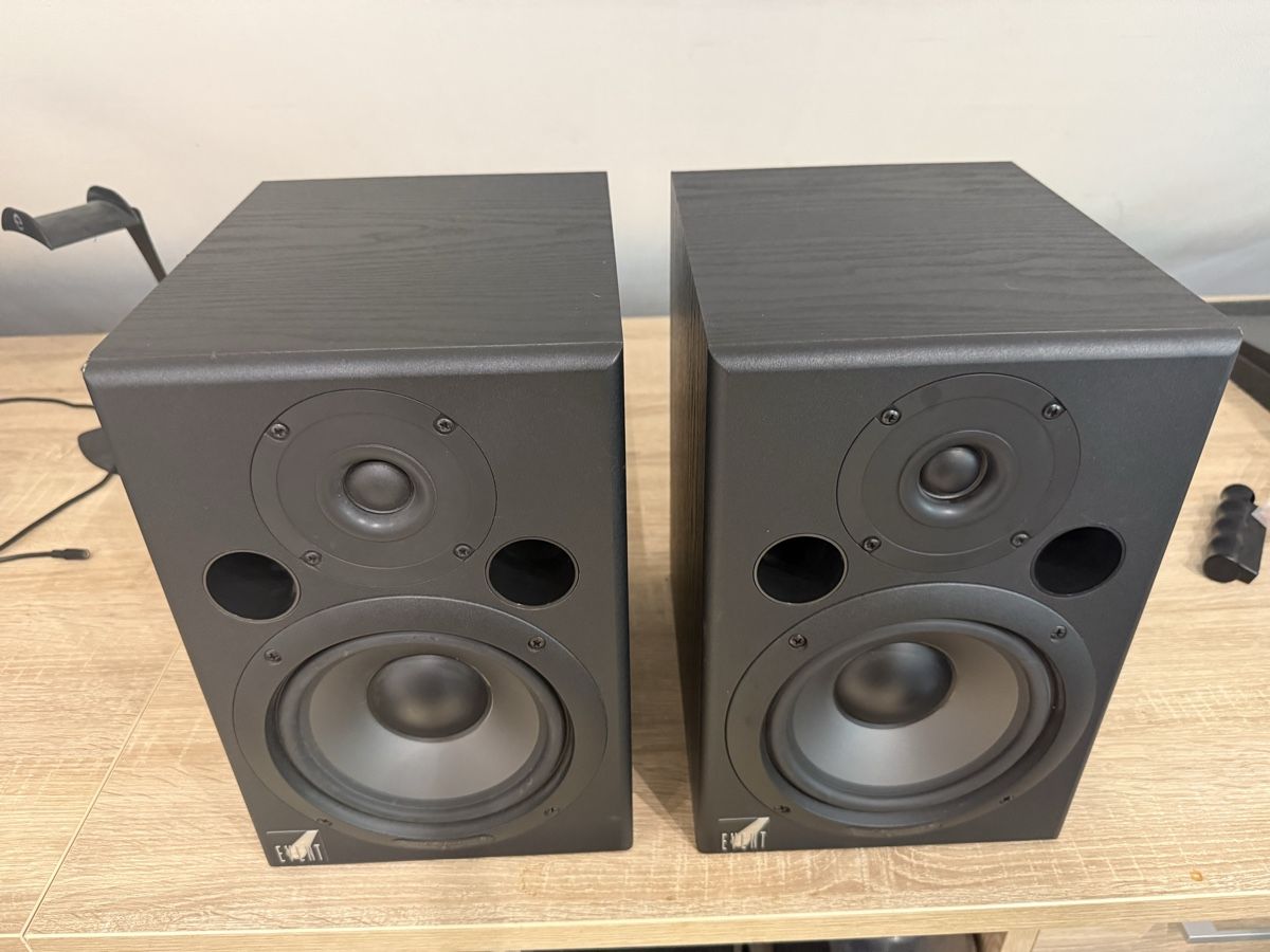 Lautsprecher: Event TR8 Tuned Reference Studiomonitore (Paar) – Gebraucht aus Unterengstringen von Birchermuesli63