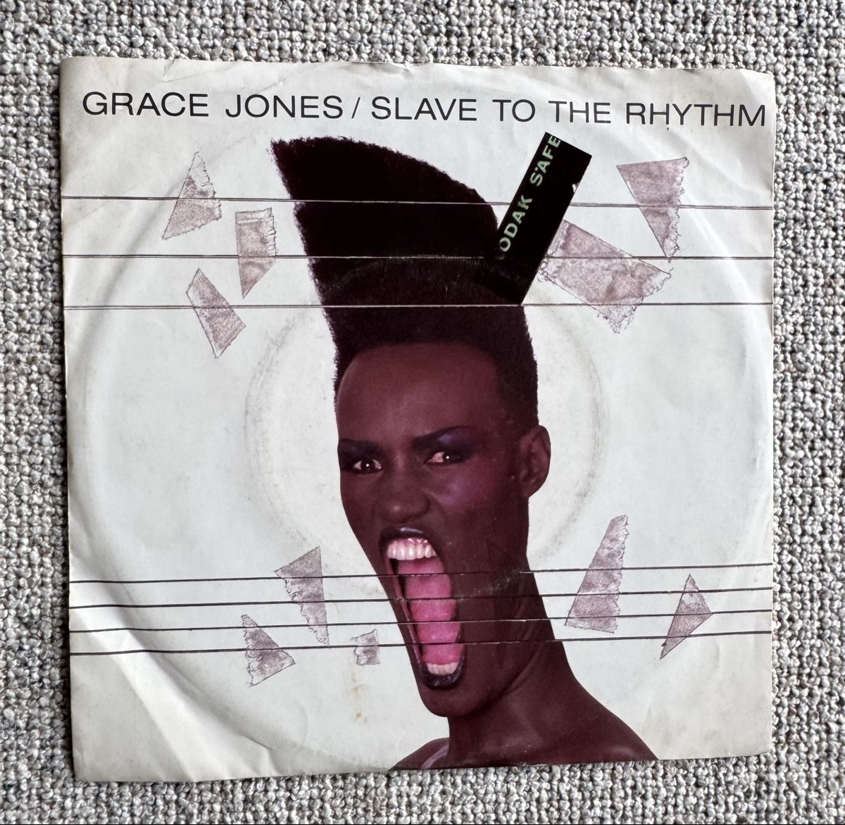 Dischi in vinile: Grace Jones - Slave To The Rhythm - 7" Single - 80s – Usato da Rorbas venduto da BlackstarRecords