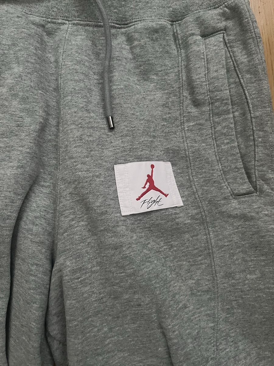 Jordan Pantaloni: Jordan Trainerhose – Usato da Zürich venduto da JB23JB 1