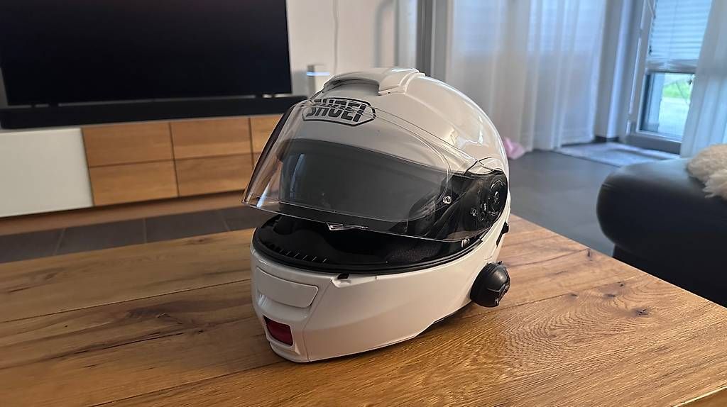 Helme & Visiere: Shoei Neotec Helm M mit Bluetooth Intercom F5XT  – Gebraucht aus Rafz von guslyt2007
